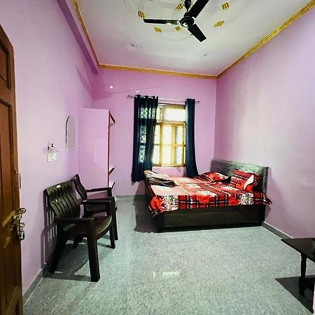 Gayatri Homestay Rudraprayāg Exteriér fotografie