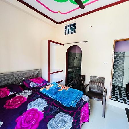 Gayatri Homestay Rudraprayāg Exteriér fotografie